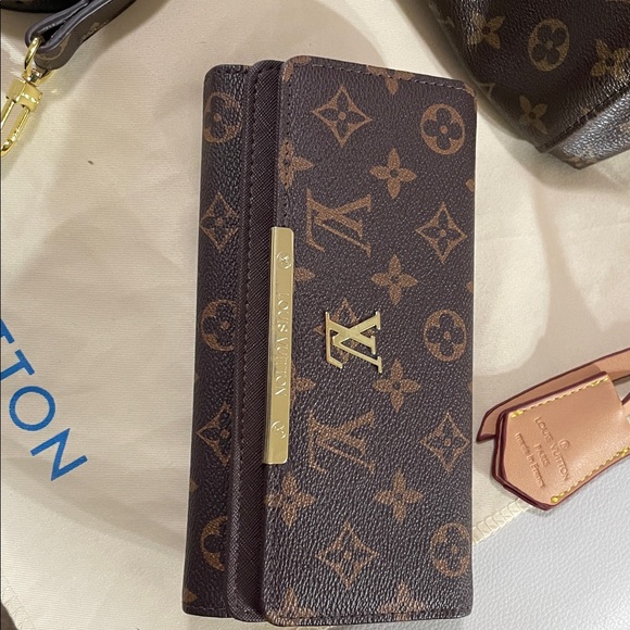 Luxury Designer Brown Tote Bag - Picture 2 of 10